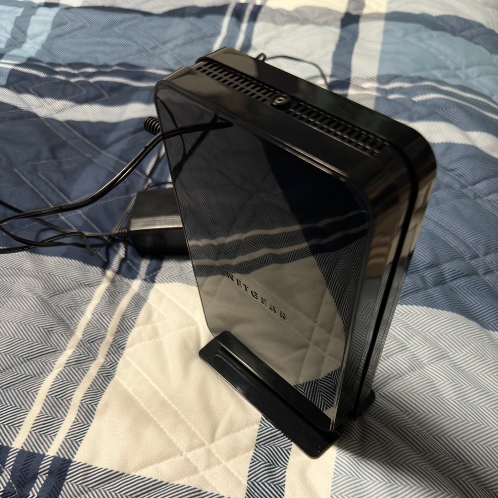 Netgear CM500V cable and voice modem